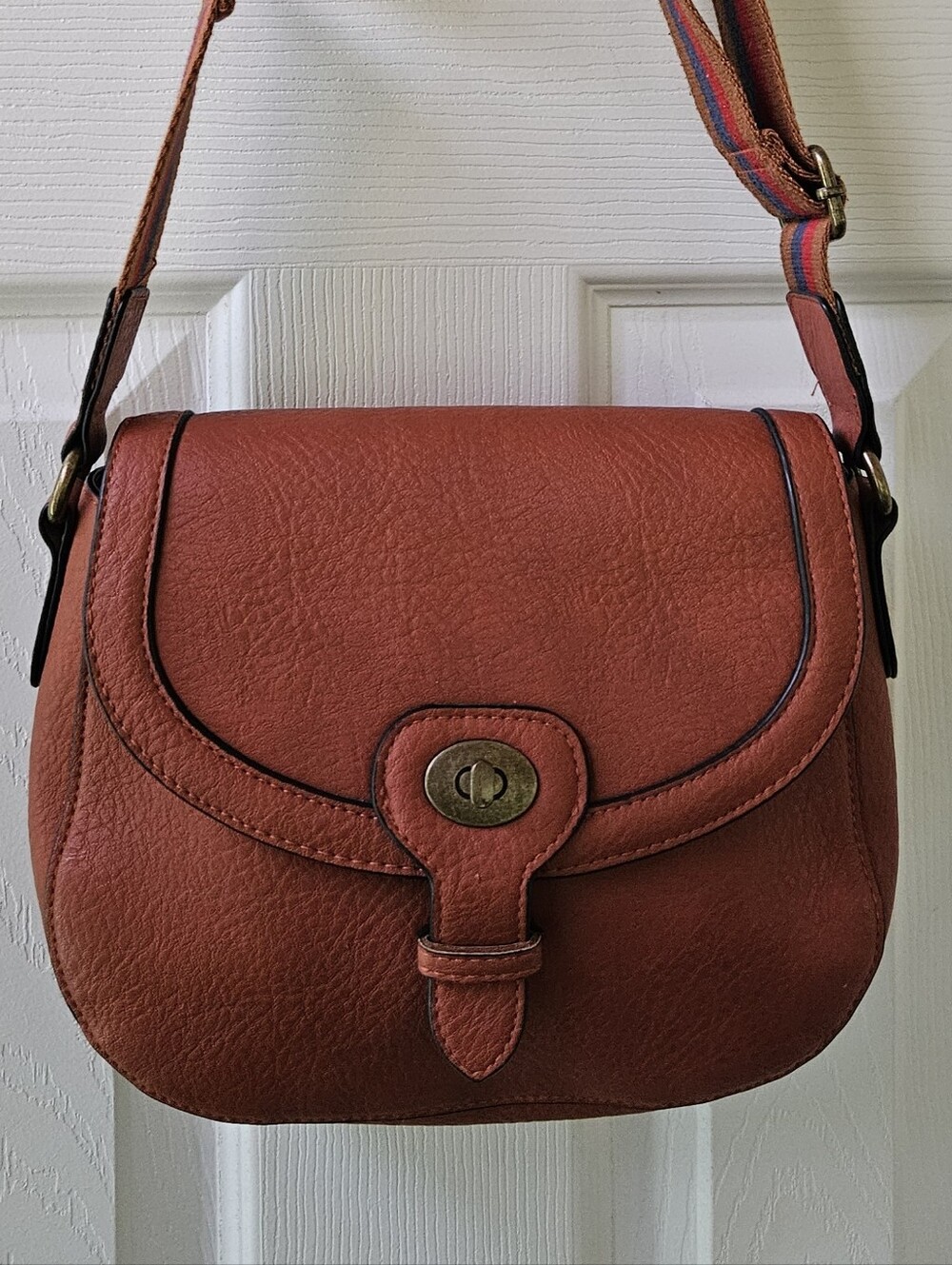 Universal Thread Rust Orange Crossbody Saddle Bag w/Striped Crossbody Strap